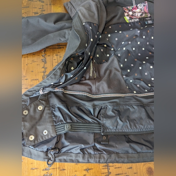 Burton Small Snow/Ski Jacket - Picture 10 of 16